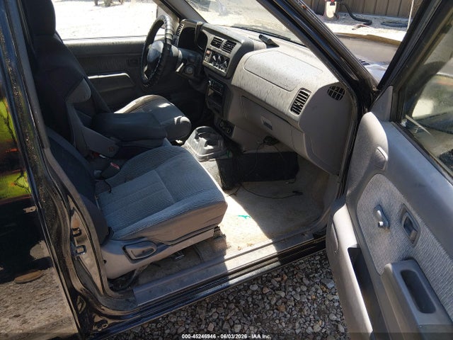 Nissan Frontier Xe