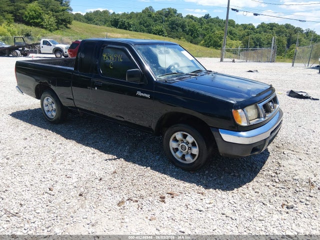 Salvage Nissan Frontier Image
