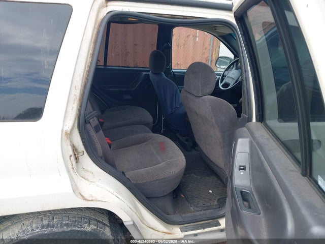 Jeep Grand Cherokee Laredo