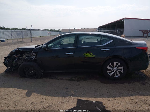 Nissan Altima S Fwd