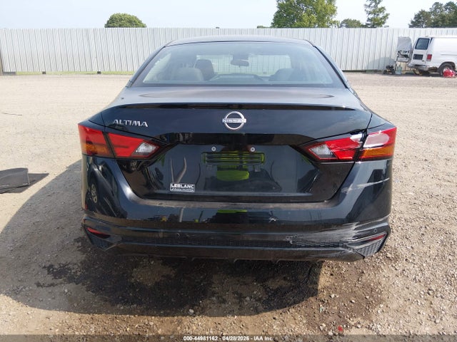 Nissan Altima S Fwd