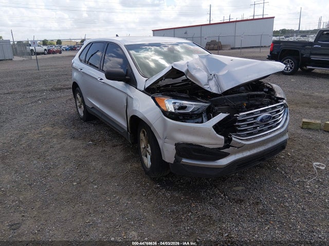 Salvage Ford Edge Image