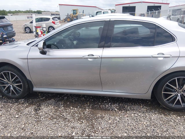 Toyota Camry Xle