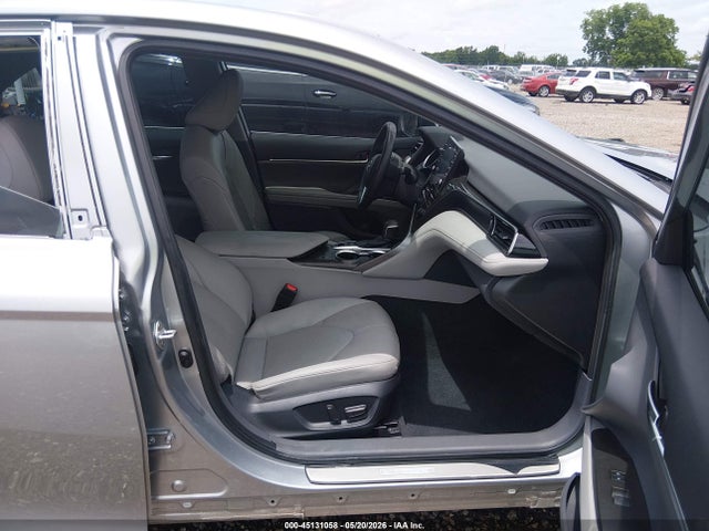 Toyota Camry Xle
