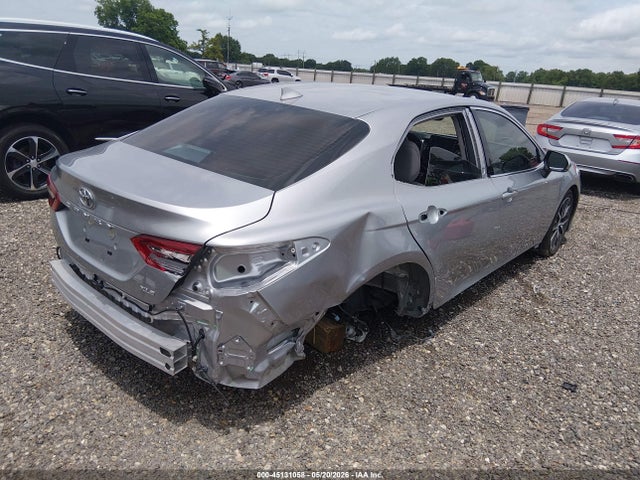 Toyota Camry Xle