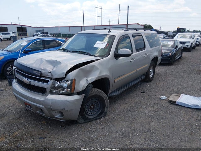 Chevrolet Suburban 2500 Lt