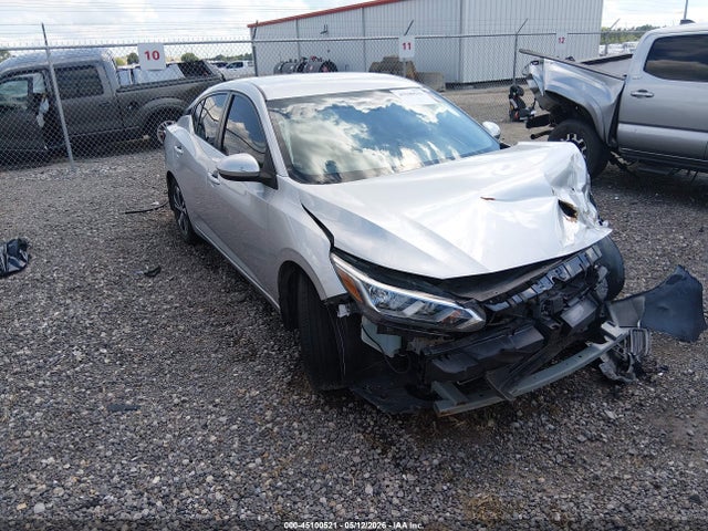 Salvage Nissan Sentra Image
