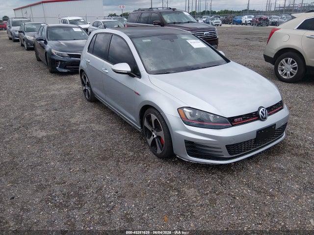 Salvage Volkswagen Golf Image