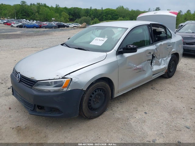 Volkswagen Jetta 2.0l S