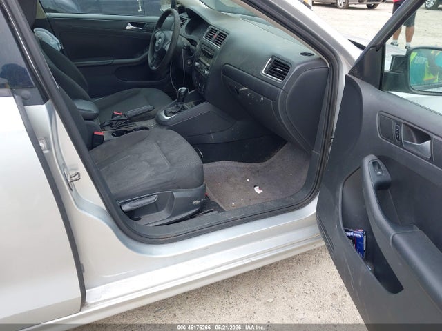 Volkswagen Jetta 2.0l S