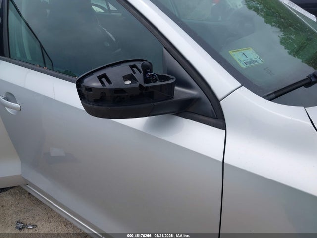 Volkswagen Jetta 2.0l S