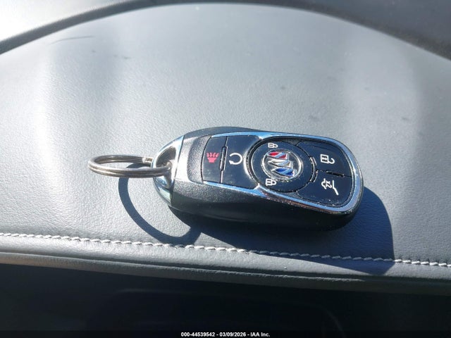 Buick Enclave Essence Fwd