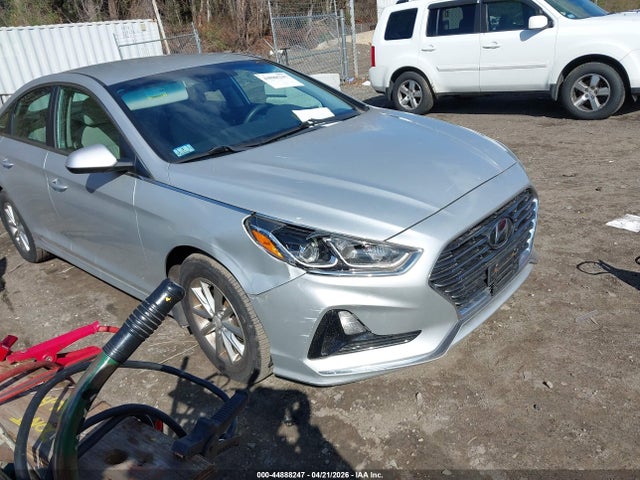 Salvage Hyundai SONATA Image