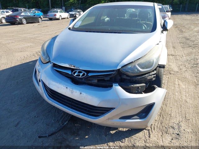 Hyundai ELANTRA Se