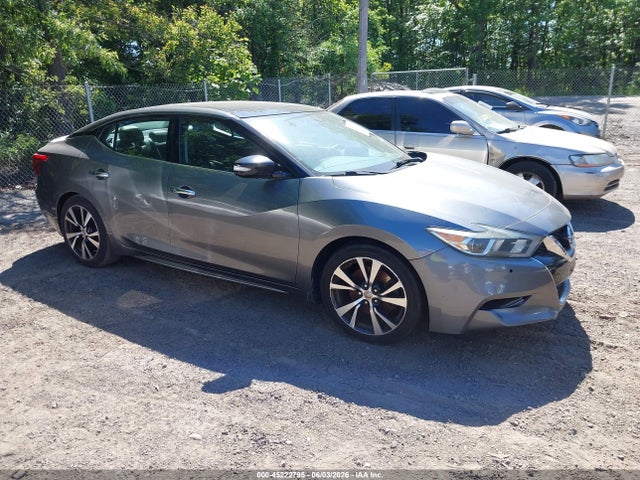 Salvage Nissan Maxima Image