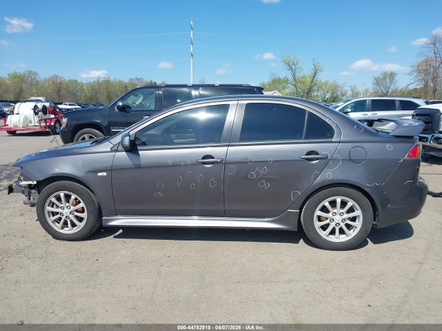 Mitsubishi Lancer Es