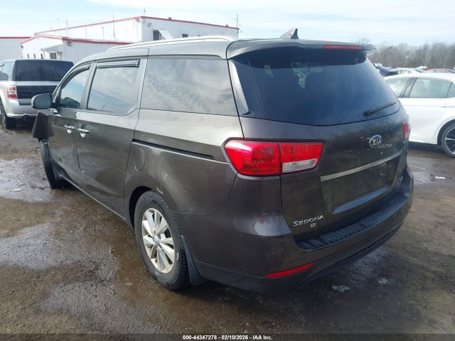 Kia Sedona Lx