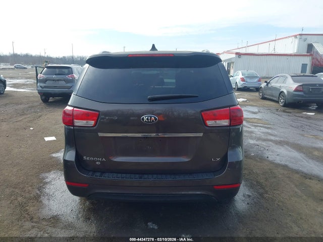 Kia Sedona Lx