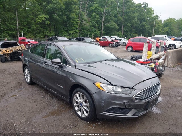 Salvage Ford Fusion Image