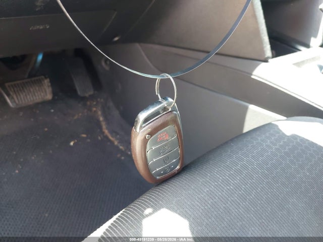 Hyundai ELANTRA Value Edition