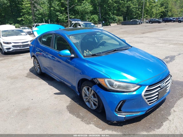 Salvage Hyundai ELANTRA Image