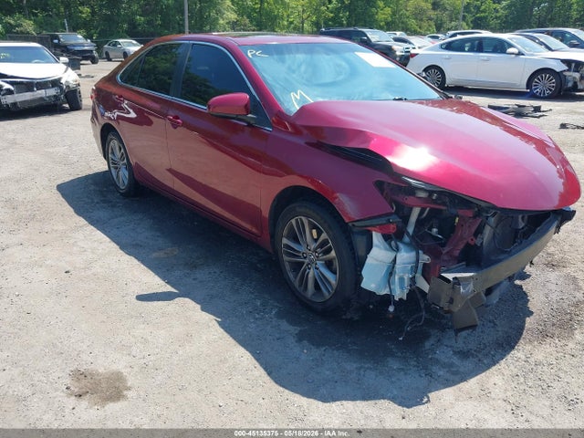Salvage Toyota Camry Image