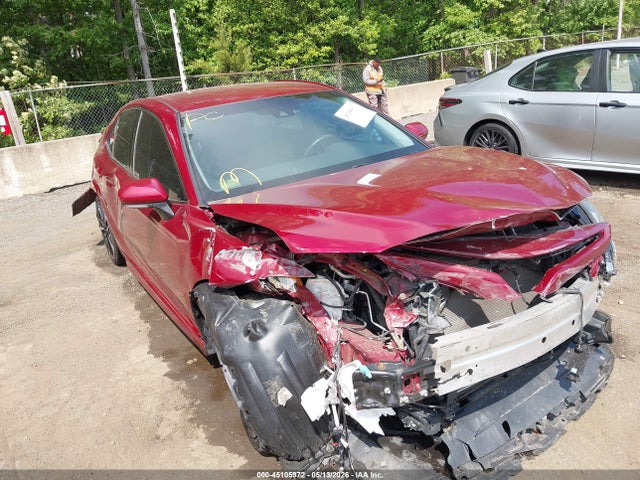 Salvage Toyota Camry Image