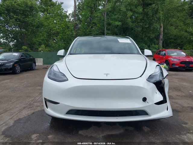 Tesla Model Y Long Range Dual Motor All-wheel Drive