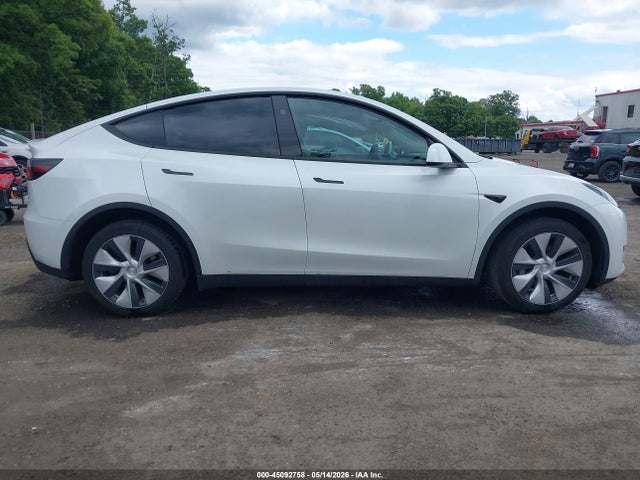 Tesla Model Y Long Range Dual Motor All-wheel Drive