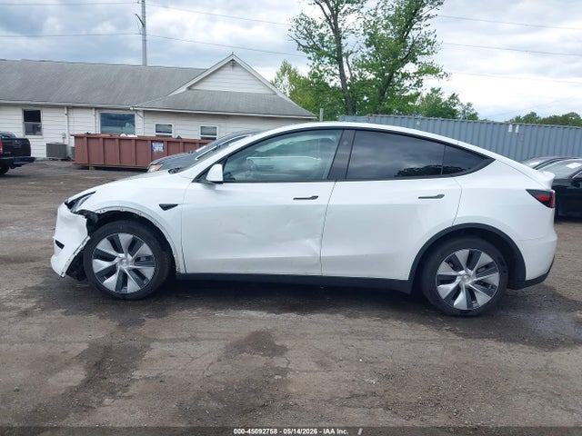 Tesla Model Y Long Range Dual Motor All-wheel Drive