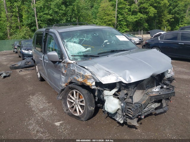 Salvage Dodge Grand Caravan Image