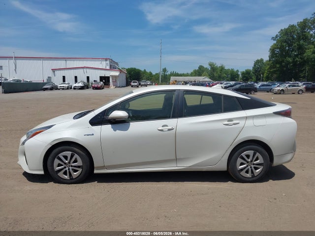 Toyota Prius Two Eco