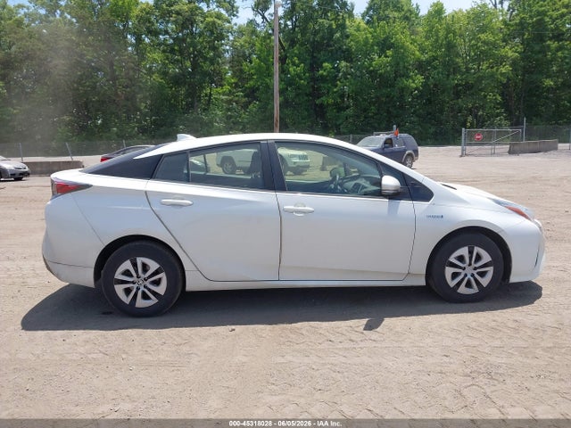 Toyota Prius Two Eco