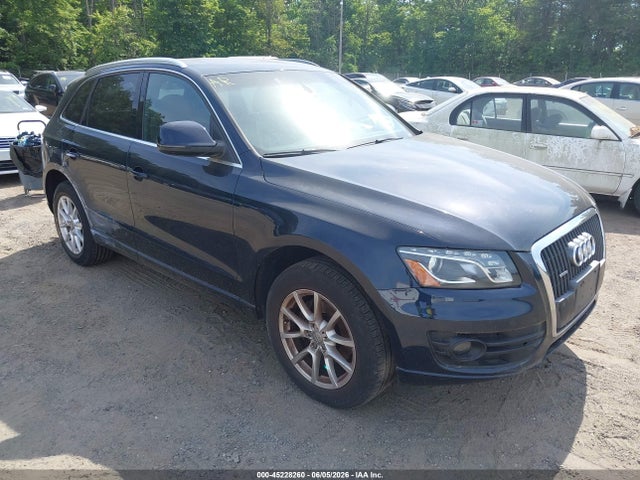 Salvage Audi Q5 Image