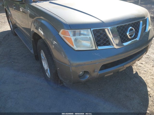 Nissan Pathfinder Se