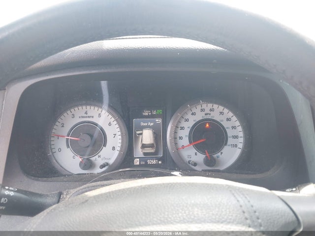 Toyota Sienna Se Premium 8 Passenger