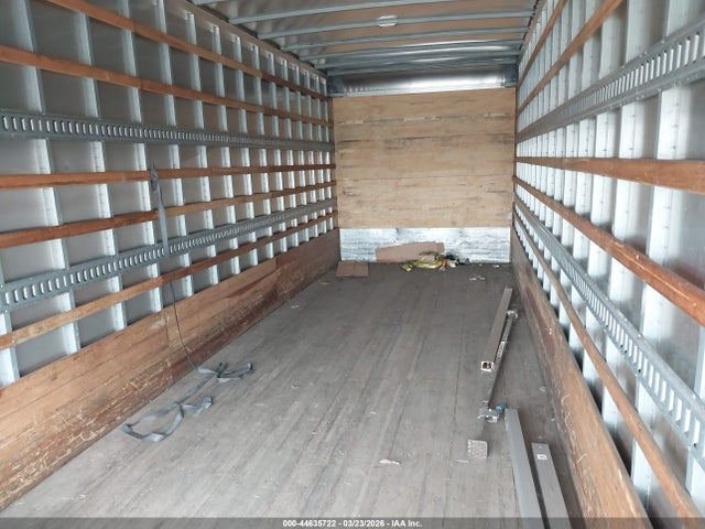 Freightliner M2 106