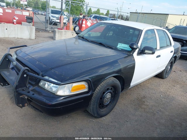 Ford Crown Victoria