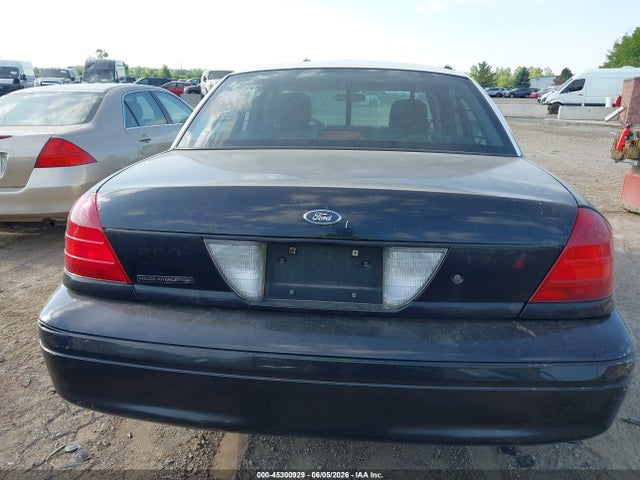 Ford Crown Victoria