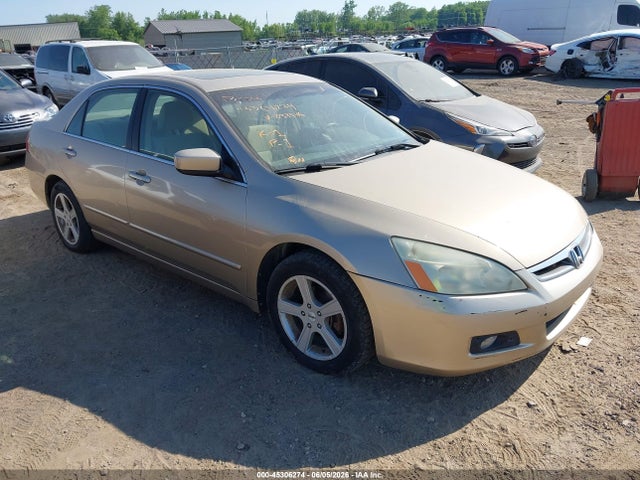 Salvage Honda Accord Image