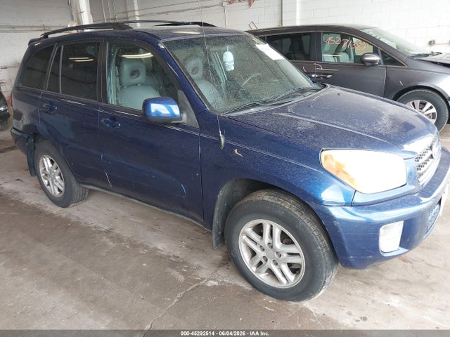 Salvage Toyota RAV4 Image