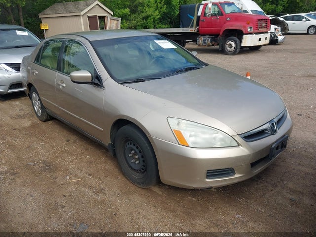 Salvage Honda Accord Image