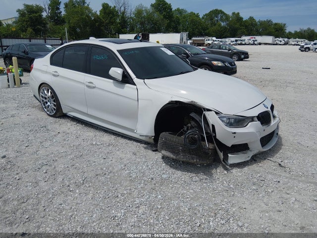 Salvage BMW 3 Series Image