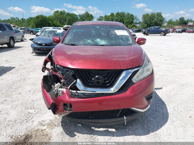 Nissan Murano S