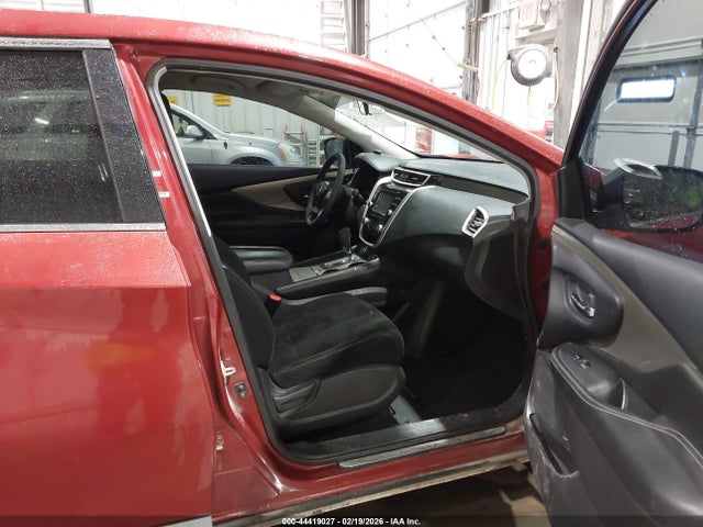 Nissan Murano S