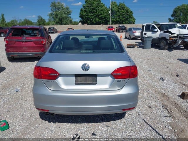 Volkswagen Jetta 2.5l Se