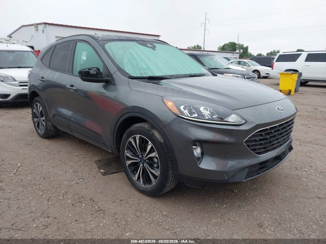 Salvage Ford Escape Image