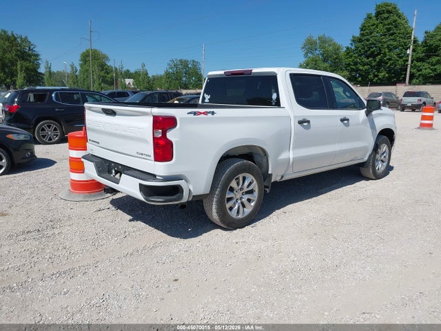 Chevrolet Silverado 1500 4wd  Short Bed Custom