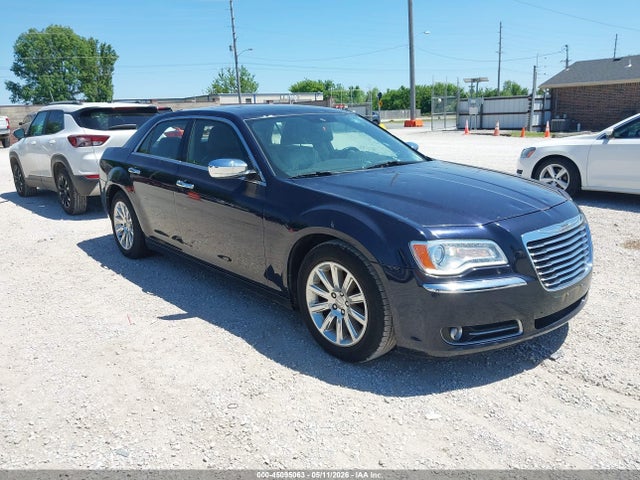 Salvage Chrysler 300 Image