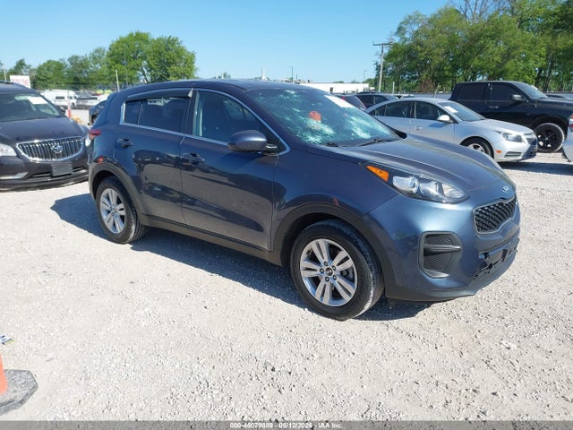Salvage Kia Sportage Image